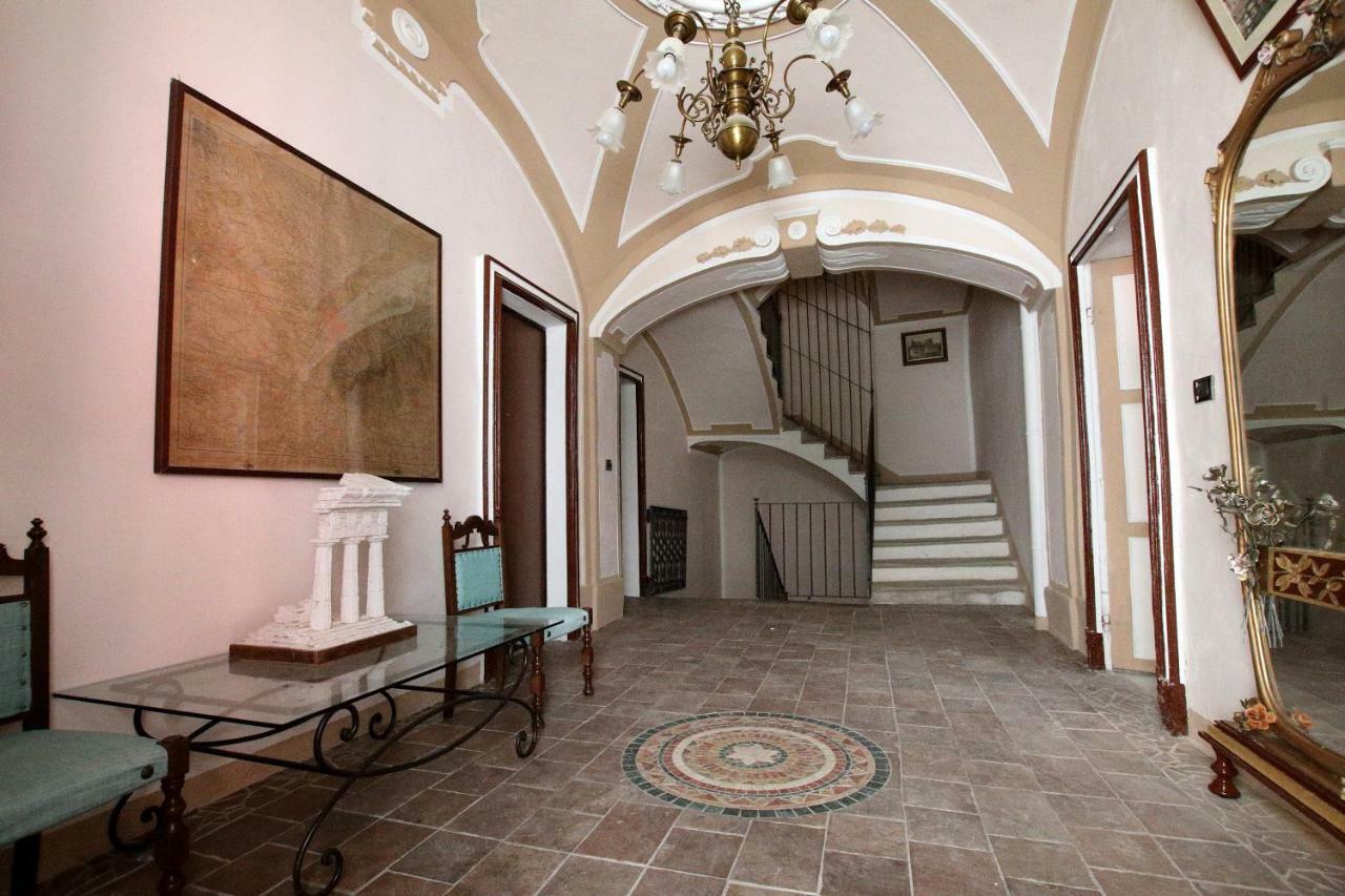 La Rocca Di Efisio Aparthotel Costigliole d'Asti Εξωτερικό φωτογραφία