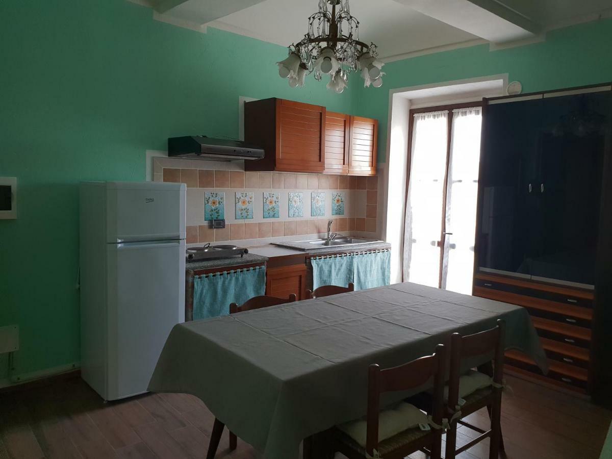 La Rocca Di Efisio Aparthotel Costigliole d'Asti Εξωτερικό φωτογραφία