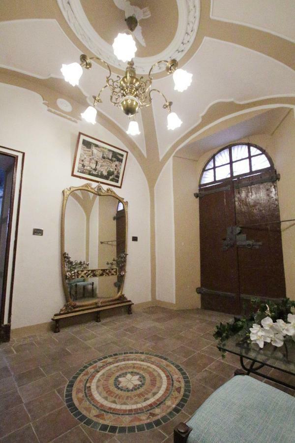 La Rocca Di Efisio Aparthotel Costigliole d'Asti Εξωτερικό φωτογραφία